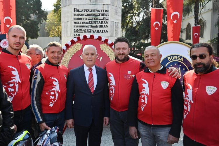 Cumhuriyet Bayramı Çelenk Törenlerine Katıldık